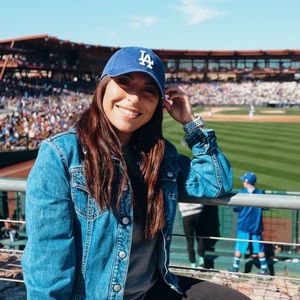 Meet your Posher, Alexia